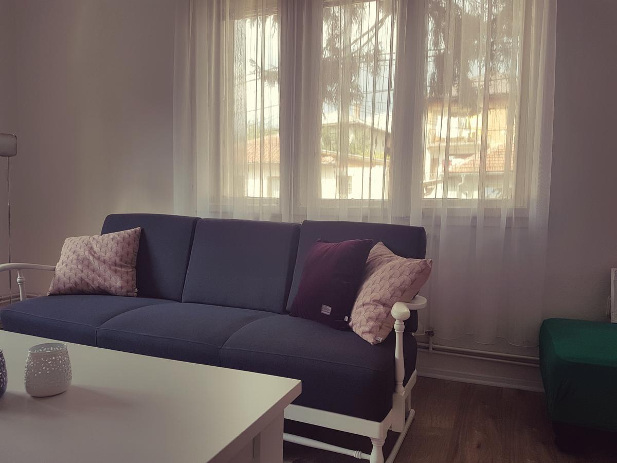 Cosy And Chic... Parking Included Apartment ซาราเยโว ภายนอก รูปภาพ